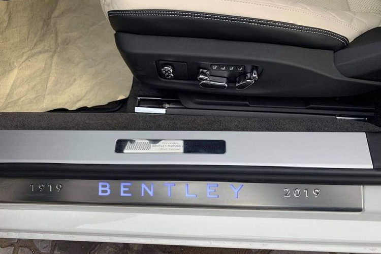 Bentley Continental GT V8 ky niem 100 nam hon 20 ty tai Ha Noi-Hinh-3