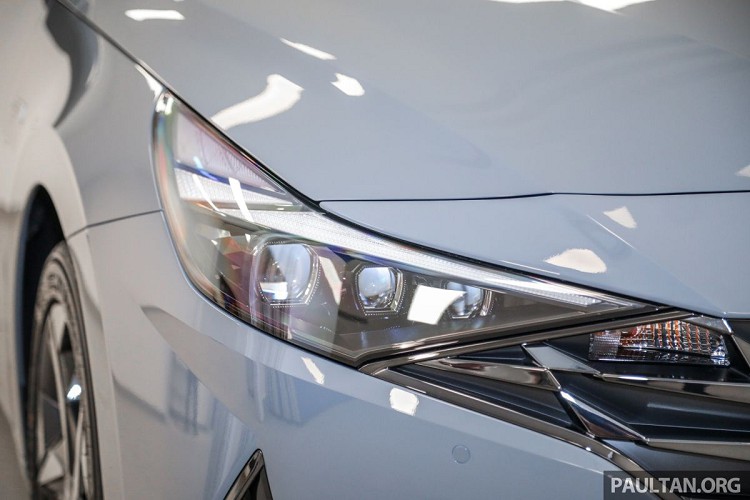 Hyundai Elantra 2021 tu 572 trieu dong tai Malaysia, sap ve VN?-Hinh-3