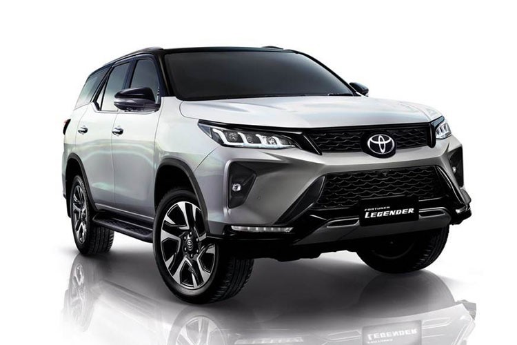 Toyota Fortuner 2021 facelift lo bien the truoc ngay ra mat-Hinh-4
