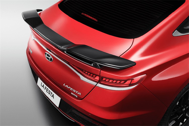 Hyundai Lafesta 2021 tu 473 trieu dong, de doa Honda Civic-Hinh-5