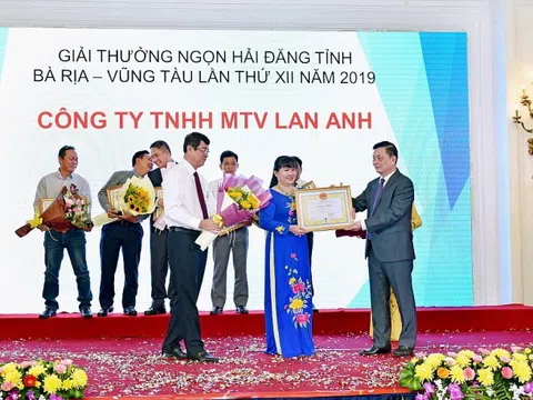 Ngày doanh nhân Việt Nam trò chuyện cùng "bông hồng vàng" trong làng đầu tư bất động sản Nguyễn Nam Phương