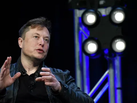 Elon Musk ‘bốc hơi’ hàng chục tỉ USD sau khi tham gia chương trình truyền hình