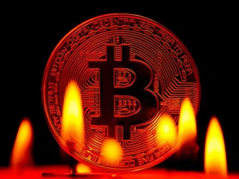 Giá Bitcoin hôm nay 23/8: Bitcoin vật lộn trước ngưỡng 50.000 USD