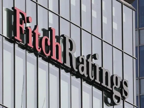 Fitch Ratings: Xếp hạng tín nhiệm của Việt Nam ở mức BB, triển vọng từ 'Tích cực', tăng trưởng phục hồi lên 6,1%