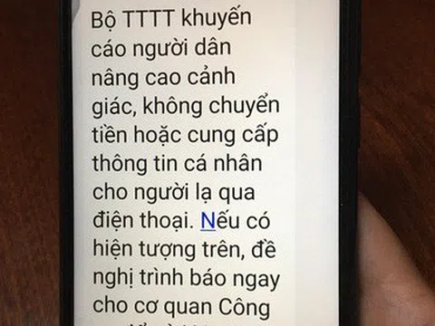 Nhân viên ngân hàng nhanh trí, ngăn chặn một vụ lừa đảo qua điện thoại