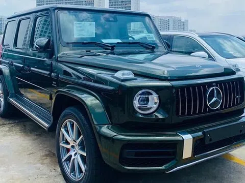 Cận cảnh Mercedes-AMG G63 2020 màu độc, hơn 10 tỷ về Việt Nam