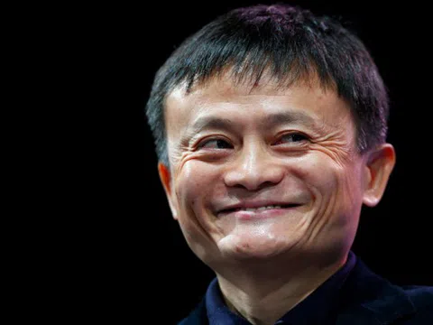 Jack Ma khuyên "20 tuổi đi làm thuê, 30 tuổi theo đuổi đam mê và 40 tập trung chuyên môn”