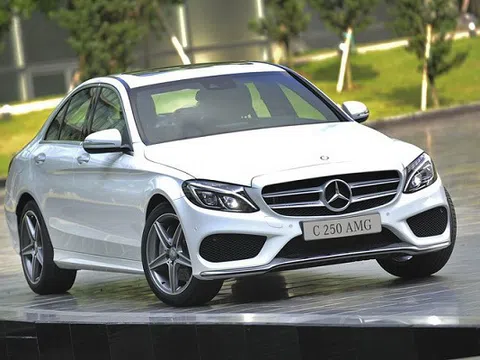 Hơn 3.200 xe sang Mercedes C-Class, GLK dính lỗi tại Việt Nam