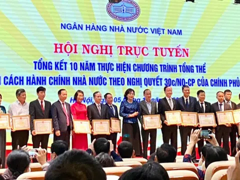 HDBANK nhận bằng khen về thành tích xuất sắc trong cải cách hành chính