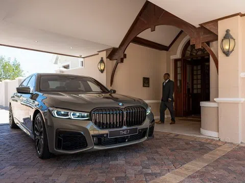 Xế sang BMW 745Le xDrive kịch độc của khách sạn Ellerman House