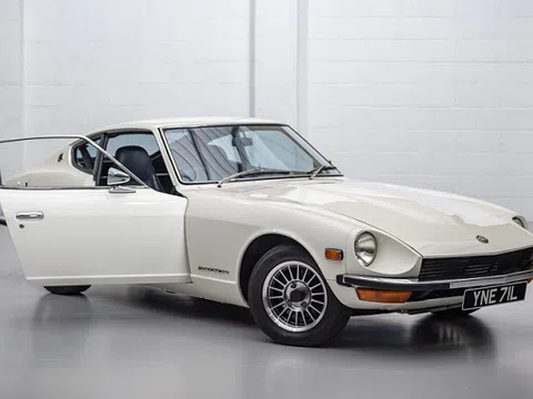 Datsun 240Z 1972 độ động cơ Skyline R33 hơn 1,3 tỷ đồng