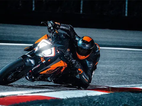 KTM 1290 Super Duke RR phiên bản hiệu năng cao có gì "hot"?