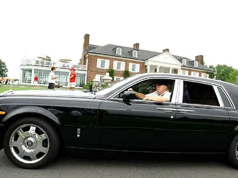 Rolls-Royce Phantom của ông Donald Trump khoảng 300.000 USD