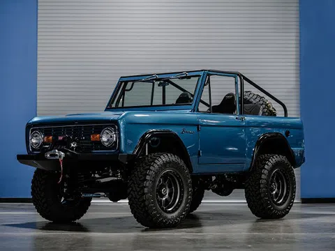 Ford Bronco 1972 động cơ Shelby V8 đắt gấp 4 lần xe mới