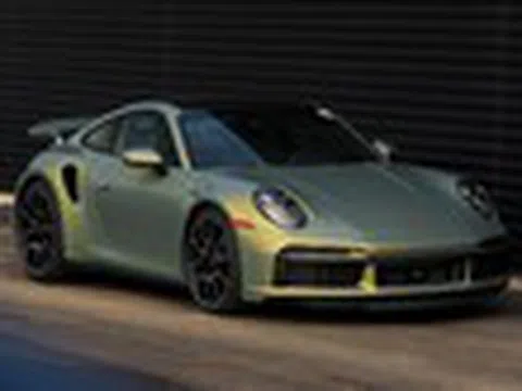 Porsche 911 Turbo S "kịch độc", riêng màu sơn hơn 2 tỷ đồng