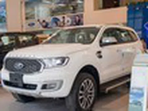 Ford Everest tại Việt Nam bất ngờ loại bỏ 2 phiên bản Ambiente