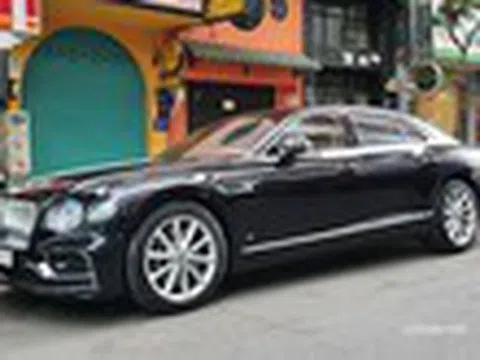 Bentley Flying Spur V8 hàng hiếm tại Việt Nam, không dưới 17 tỷ