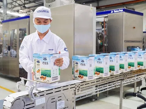 Ông lớn ngành sữa Vinamilk chạm đáy lợi nhuận sau 7 năm