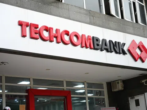 Techcombank tiếp tục không chia cổ tức, dự kiến 2023 tăng trưởng lợi nhuận âm