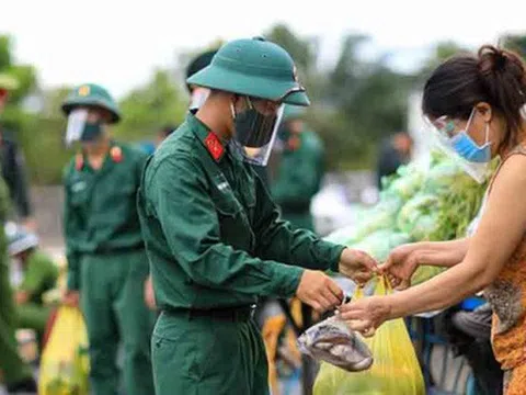 Công an TP.HCM khẳng định có chuyện 'bom' hàng đi chợ hộ