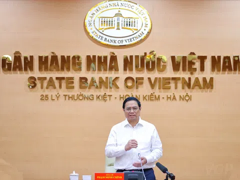 Thủ tướng kêu gọi các ngân hàng thương mại chia sẻ khó khăn, đóng góp tích cực hơn cho nền kinh tế, người dân và doanh nghiệp