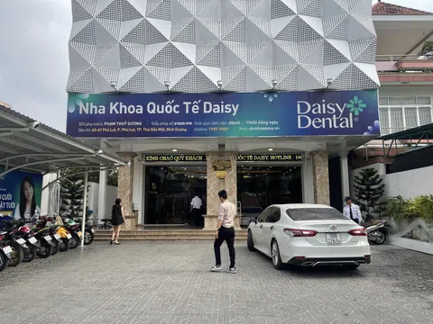 Tước giấy phép hoạt động đối với Nha khoa Quốc tế Daisy Dental