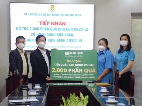 Công đoàn TP.HCM tiếp nhận 2.000 phần quà do Phúc Khang tài trợ