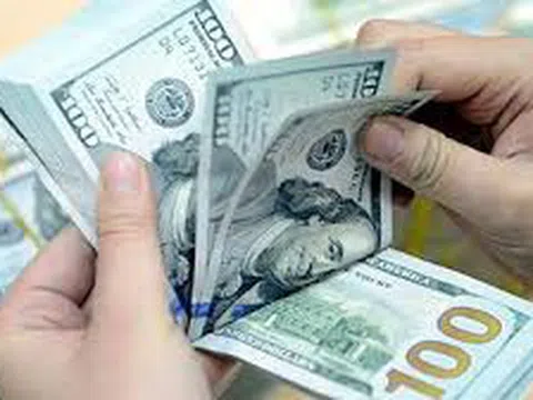 Giá USD bất ngờ tăng mạnh trở lại